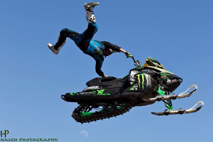 HEATH FRISBY Headlines the Ultimax Belts LIVE Freestyle Shows