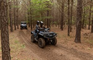 BRP SKI-DOO & CAN-AM RESERVE CORPORATE BOOTH