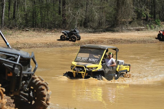 SCENE-IT: HIGH LIFTER MUD NATIONALS