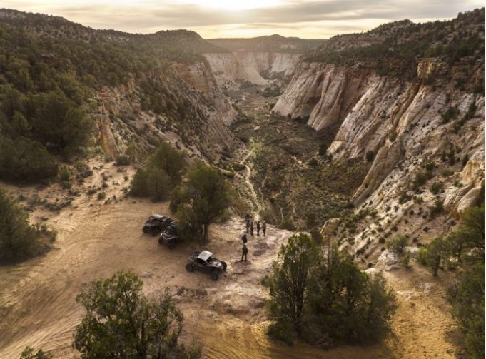 CAN-AM PARTNERS WITH TREAD LIGHTLY! TO HELP KEEP TRAILS OPEN IN UTAH