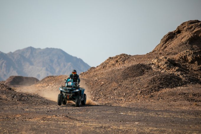 Bad habits and speed in the Dakar rally, as it turns out, are tightly related